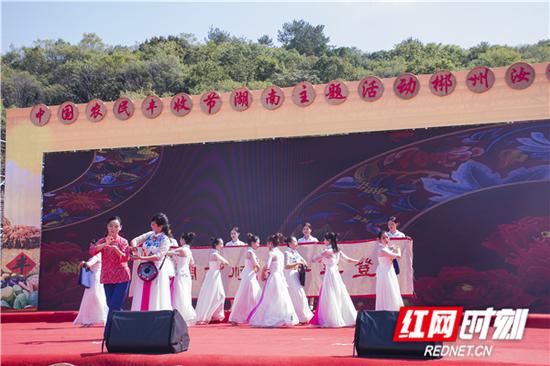 情景节目《妈妈教我拼布秀》。