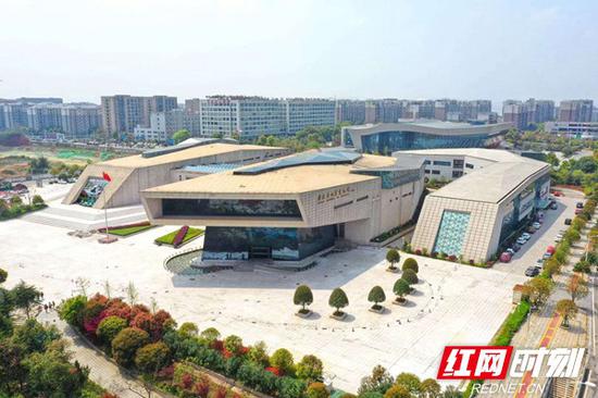湖南省地质博物馆。