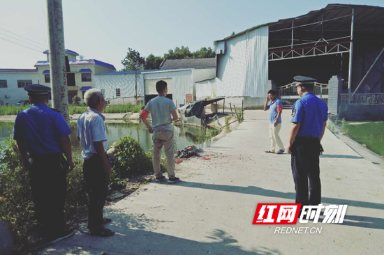 大托铺街道“蓝天护卫队”,全天24小时对辖区进行管控巡查。