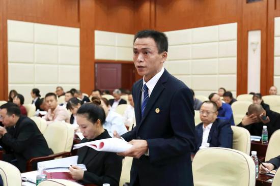 学员积极提问 现场气氛活跃。
