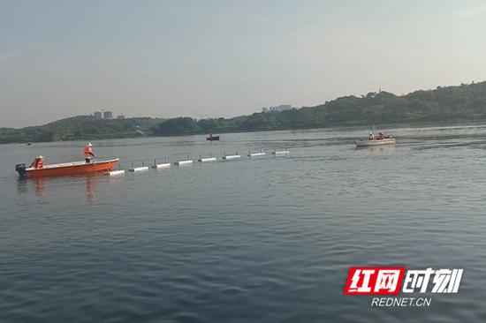 衡阳航道部门对河床开展扫测