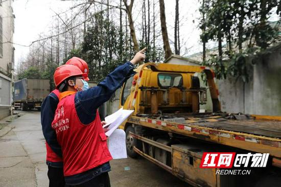 长沙大力实施乡村振兴战略，持续改善农村人居环境，全市954个村级集体经济组织年收入全部超过5万元，半数以上超过20万元。农村用电量增长4.01%。