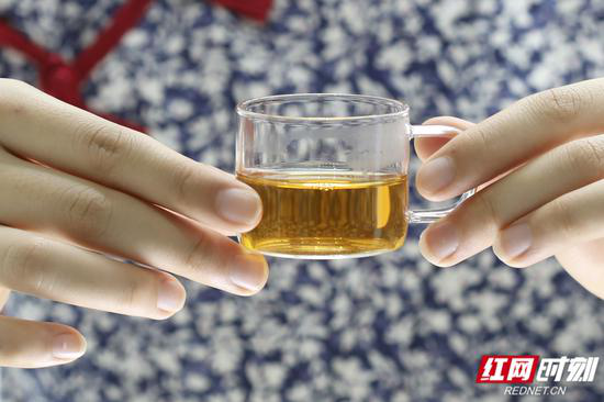 春天来啦,请你尝鲜茶~~