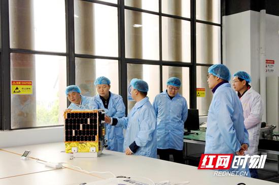 “航升一号”卫星整星质量37千克,是国内首颗具有“实时响应”“交互操作”“智能管理”能力的智能遥感卫星。