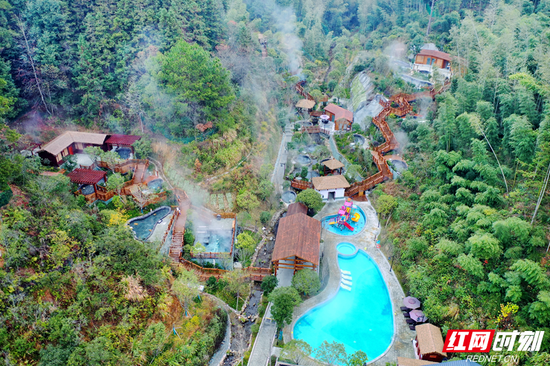 汝城官溪山庄温泉景区。