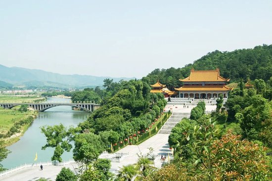 炎帝陵景区。
