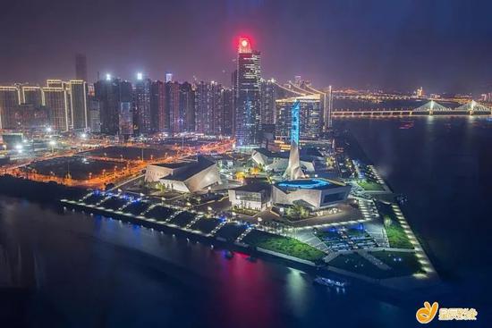 “三馆一厅”:长沙博物馆、长沙市规划展示馆、长沙图书馆、长沙音乐厅。(星辰拍客 一杯清茶 摄)