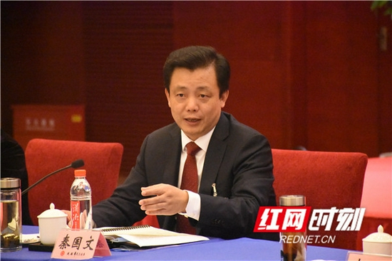 省第十二次党代会代表、衡阳市委书记秦国文。