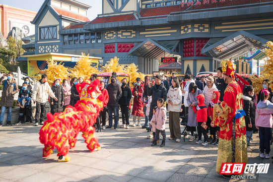 大年初二至初六,长沙方特推出了“方特中国年”主题新春活动。