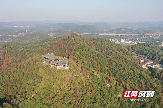 长株潭“绿心”昭山。