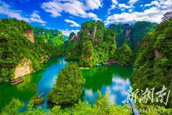 宝峰湖。张雪琴  摄