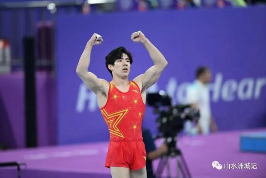 张博恒杭州亚运会比赛现场。黄启晴 摄