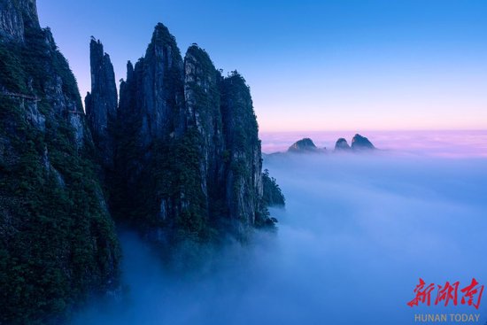 莽山五指峰景区。邓加亮 摄