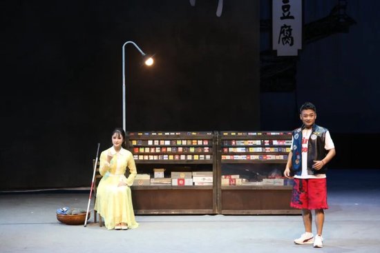 湘剧小戏《一盏摊灯》获评文华节目奖