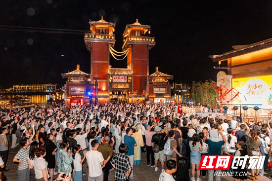 衡阳南岳里“月下丰收 诗韵岳里”中秋活动
