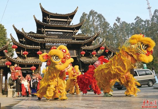 龙恩泽 摄(湖南图片库)