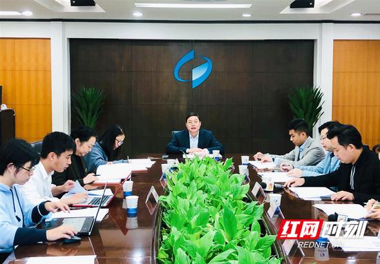 10月20日,湖南省统计局召开新闻通报会,通报前三季度湖南经济运行情况。