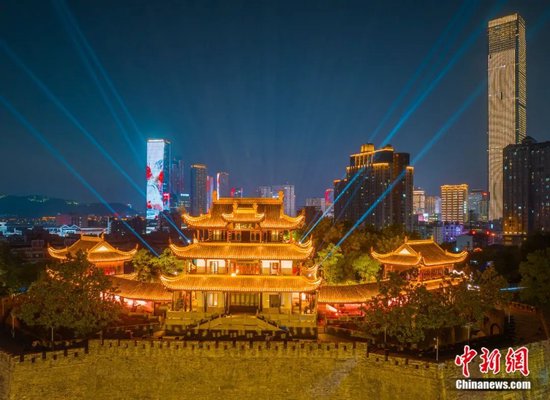 长沙地标天心阁焕新成数字主题光影公园