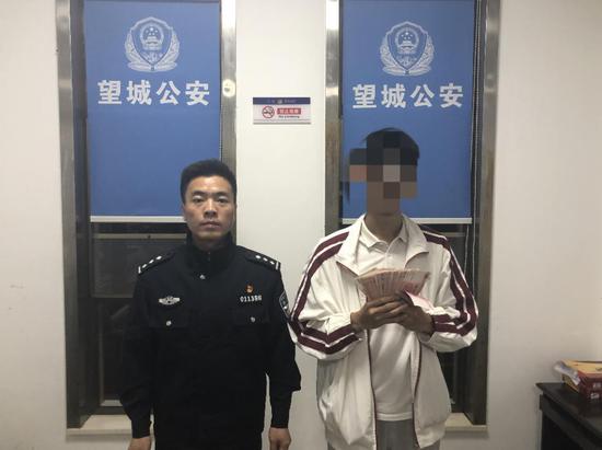 学生出售游戏账号被骗,望城警方破案追回钱款