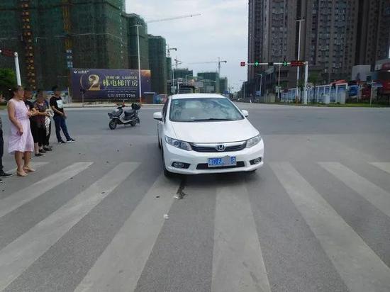 处理事故现场(资料图)