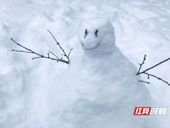 立冬,北方城市珲春的雪景。马迎 摄