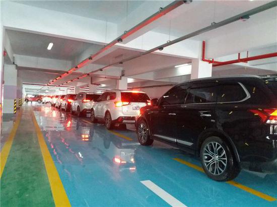 缓解企业停车难：长沙经开区新增近2000个停车位