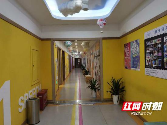 长沙橡皮筋艺术培训机构突然宣布公司无法经营,无限期停课。