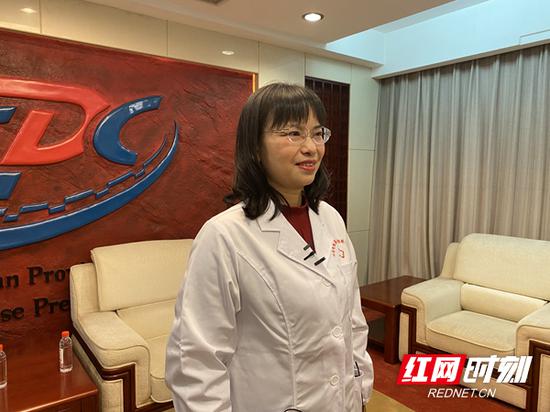 湖南省疾病预防控制中心免疫规划科科长、主任医师张淑君接受采访。
