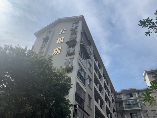 全市历年累计建设（筹集）各类保障房23.87万套。图为位于雨花区的凤凰苑公租房小区。资料图片