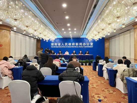 新闻发布会现场