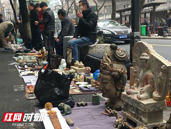 湖南省第21届“文博会”开幕 民间藏家捐赠142件文物