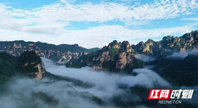 武陵源风景区。2020年端午小长假,张家界市旅游接待情况已同比恢复5成。