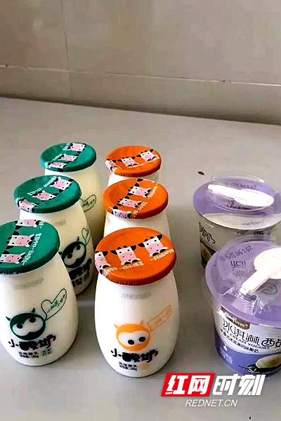 桃源县消防大队收到酸奶。
