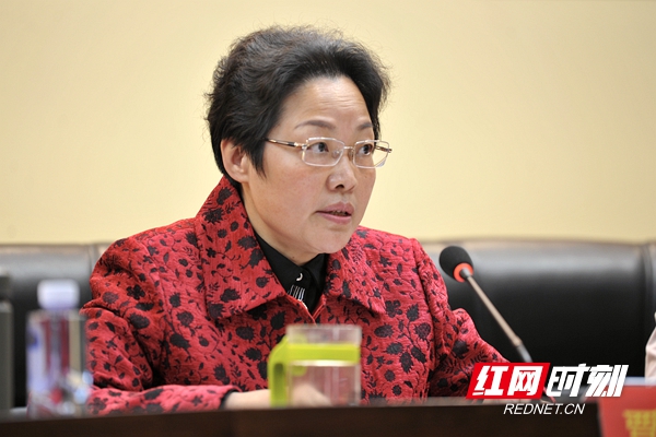 覃志云全票当选为市总工会第七届委员会副主席。