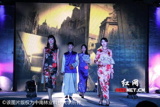 中华传统文化服装秀还展示了民国风。