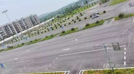 看完这个如果你驾照还考不过,那就只能这样兜风了……