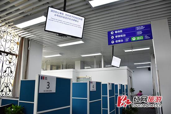 3、接下来是个人业务窗口,分别有法国、德国、申根等。在此处递交申请材料。