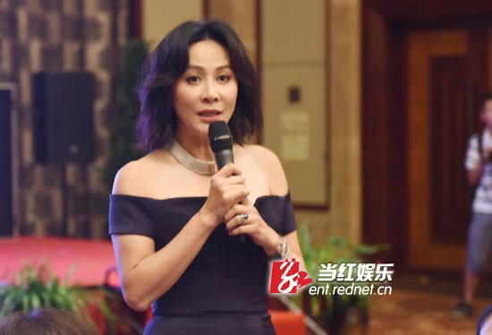 刘嘉玲现场追忆张国荣。
