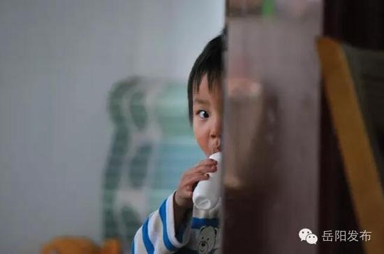 湖南:留守儿童无人看管不向公安机关报告将被追责