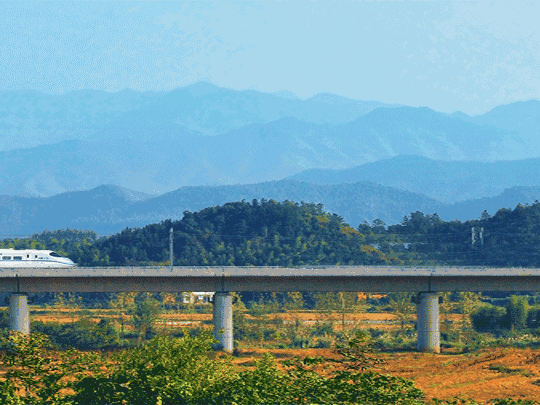 定了,发改委说“同意建张家界经吉首至怀化铁路”