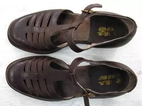60年代末的10元:可买中档皮鞋一双