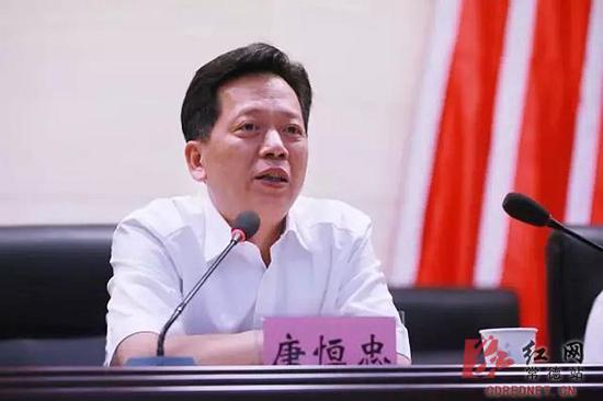 唐恒忠讲话。