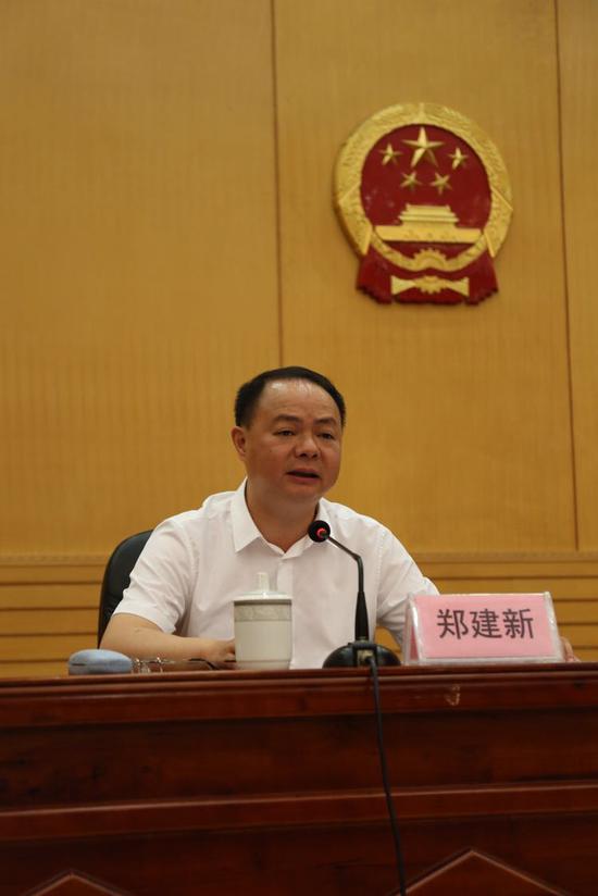 衡阳市委委员、常委、副书记,市人民政府市长候选人郑建新发表履职讲话