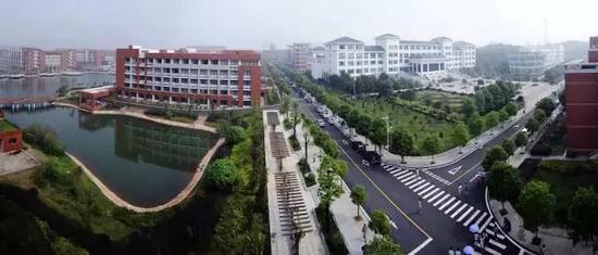 湖南工业大学河西校区(马春华 摄)