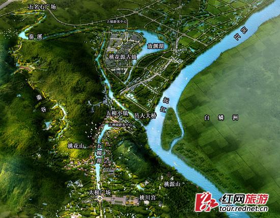 新开放的“中国桃花源”景区规划图。以前,游客能够游览的主要是在下方的桃花山、桃源山片区,现在已扩大至秦溪、秦谷、桃花山、桃源山、五柳湖、桃花源古镇,功能各异的广大区域。五名石广场北侧紧邻的就是长吉高速。