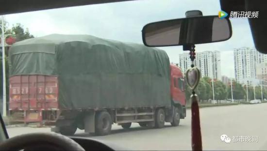 记者跨六省调查 长沙“衣旧情深”旧衣被高价转卖