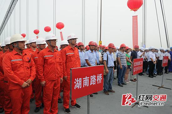 自2013年10月正式开工以来,各参建单位克服多重困难,顺利推进项目建设。