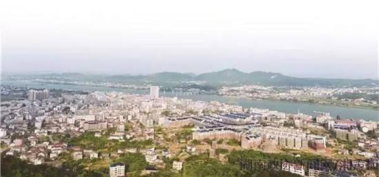 来源:湖南政协新闻网