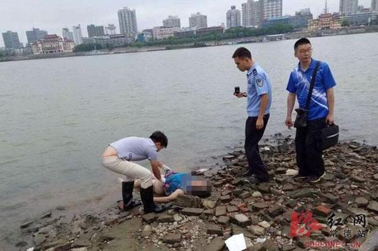 常德沅江发现一具无名女尸 警方急寻家属