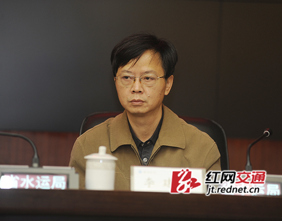 　　李建斌任省水运管理局党委书记、局长。